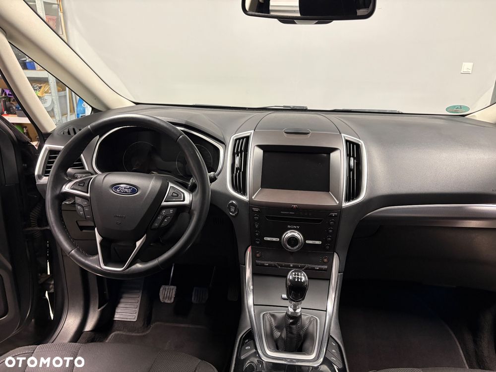 Ford S-Max 2.0 TDCi Trend - 11
