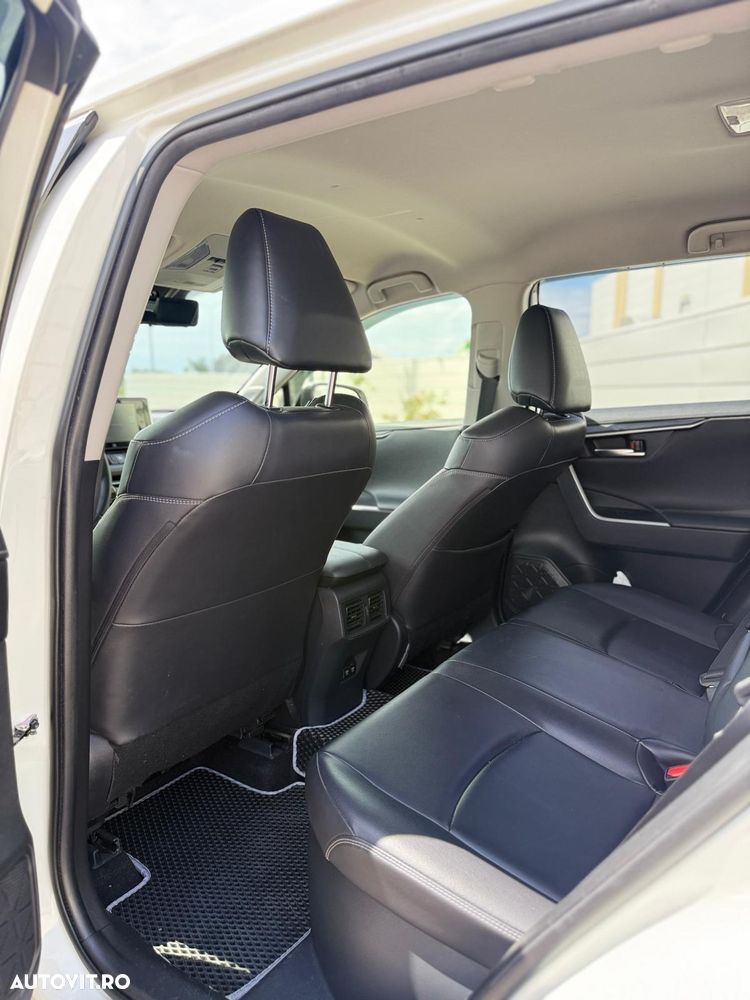 Toyota RAV4 2.5 VVT-iE 4x4 Luxury Premium - 8