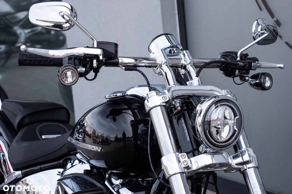 Harley-Davidson Softail Breakout - 6