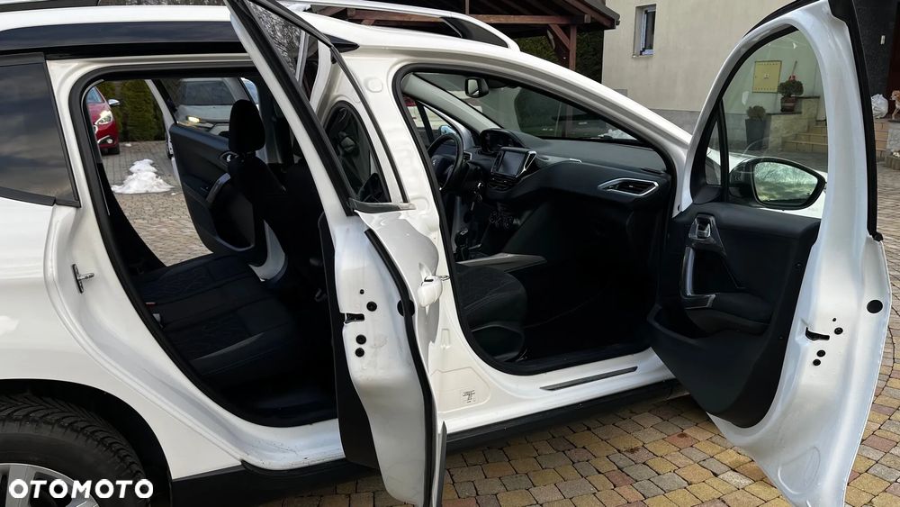 Peugeot 2008 PureTech 82 Style - 6