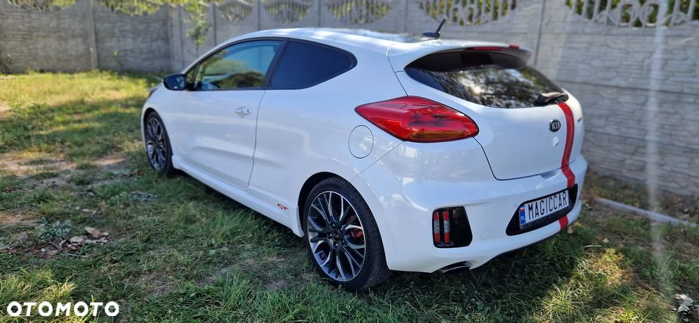 Kia Ceed 1.6 T-GDI GT - 5