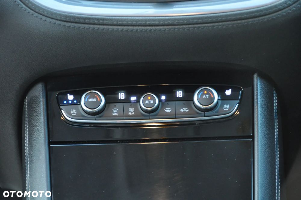 Opel Grandland X 1.6 T PHEV 4x4 Ultimate - 35