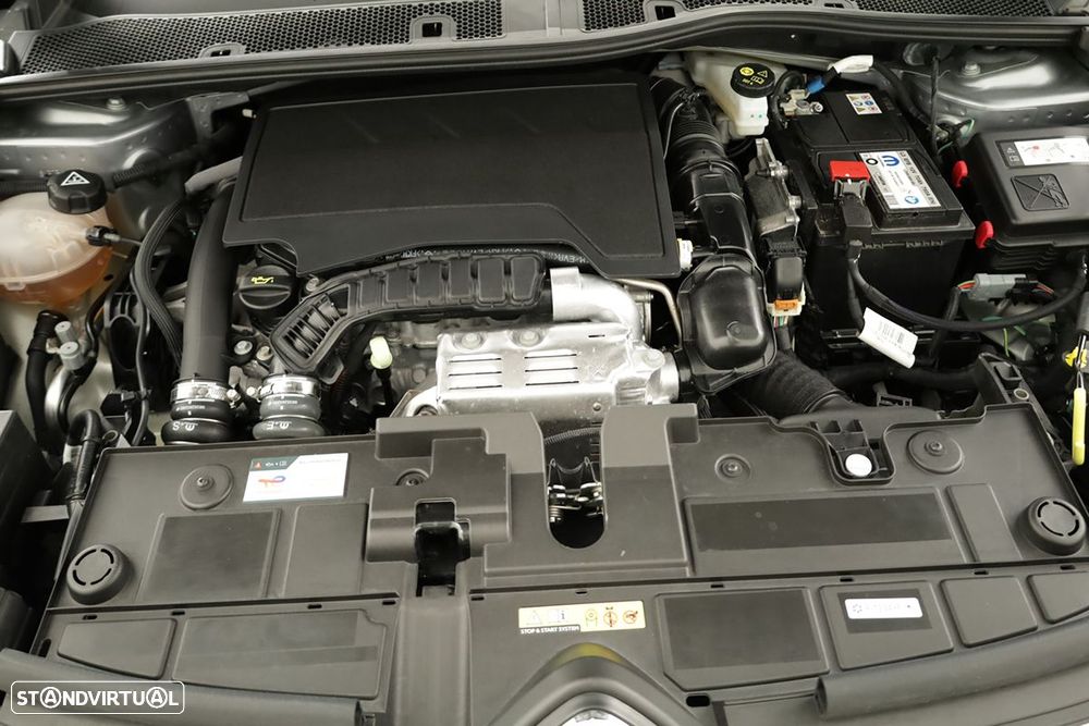 Citroën C4 1.2 PureTech Plus EAT8 - 24