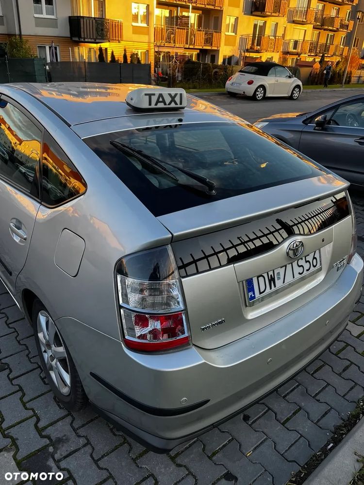 Toyota Prius 1.5 VVT-i Sol - 2