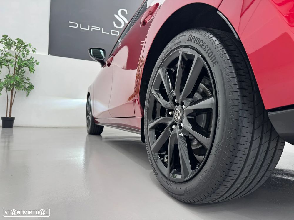 Mazda 3 Hatchback 2.0 Sky-X Excellence - 9