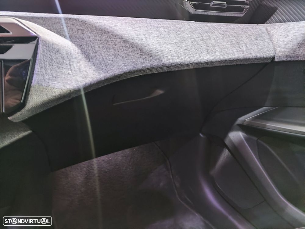 Peugeot 3008 1.2 Hybrid Allure e-DCS6 - 22