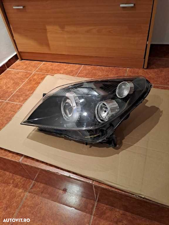 Far stanga bi-xenon adaptiv Opel Astra H - 3