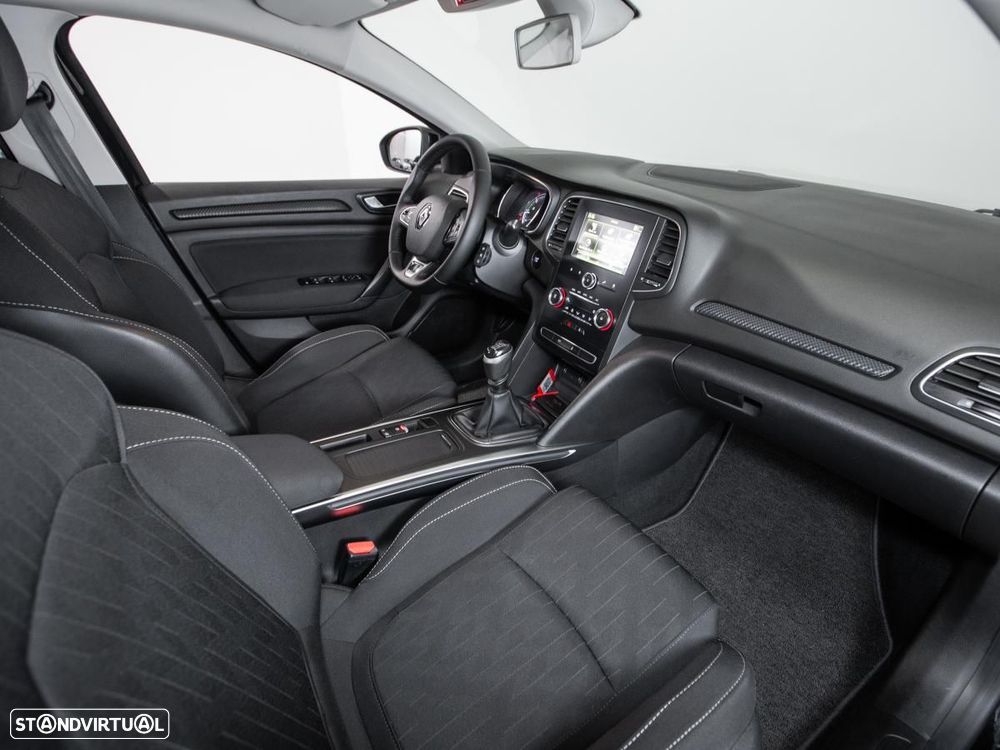 Renault Mégane 1.5 Blue dCi Limited - 9