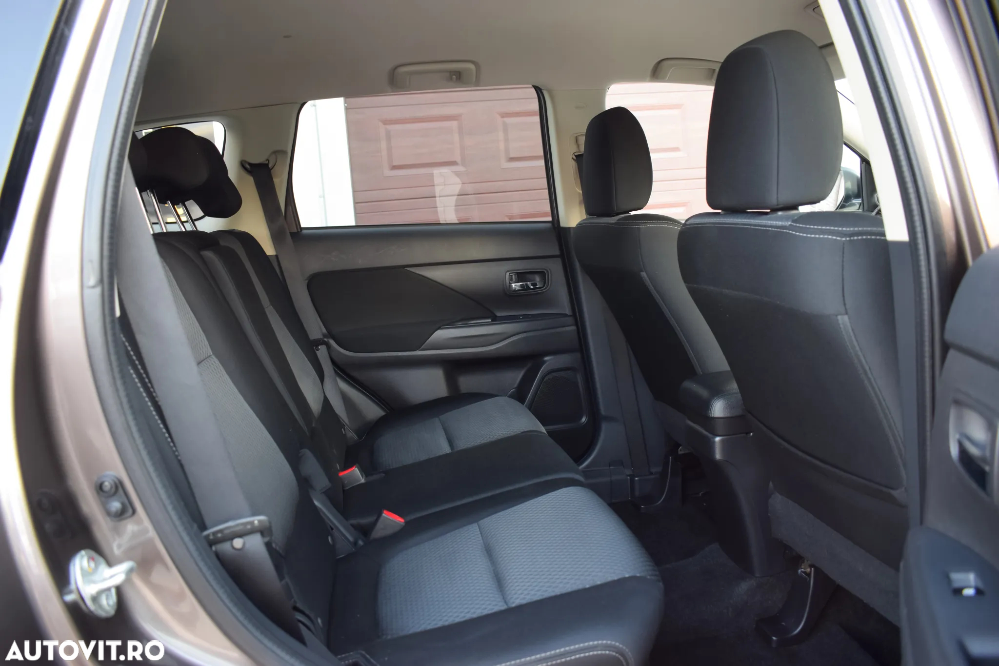Mitsubishi Outlander 2.0 4WD CVT Plus - 14