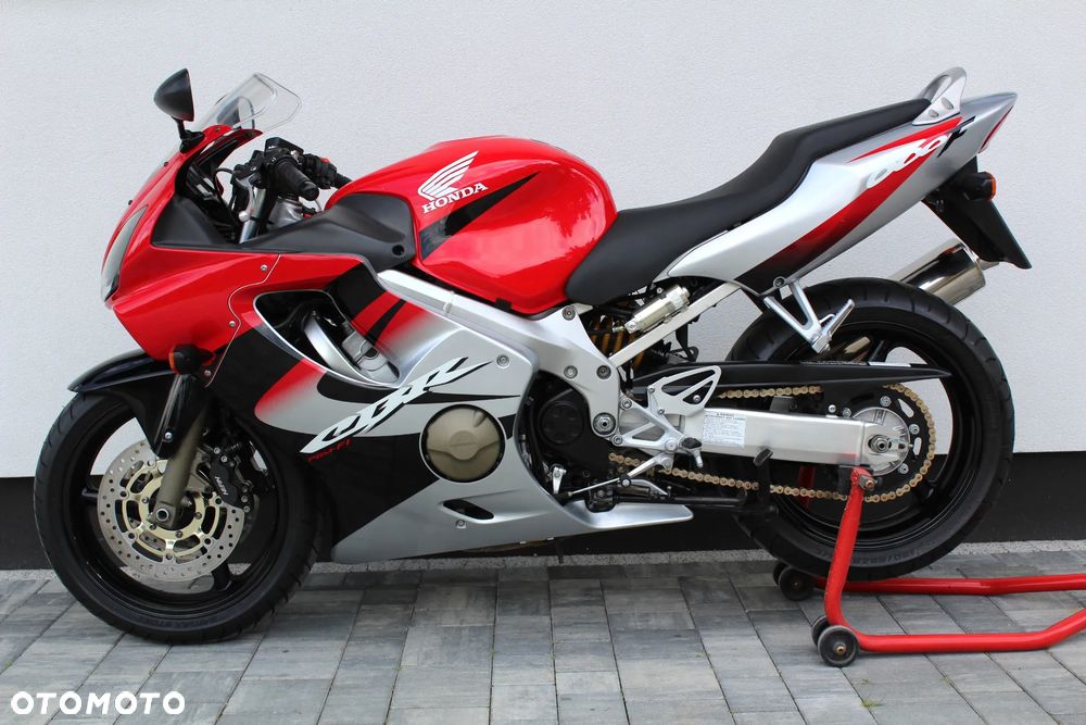 Honda CBR - 3