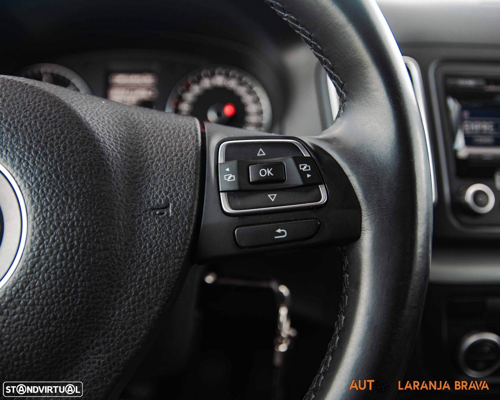 VW Sharan 2.0 TDI Confortline - 23