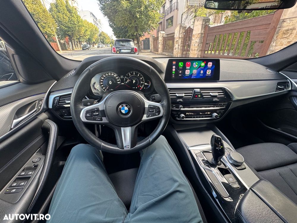 BMW Seria 5 520i AT - 7