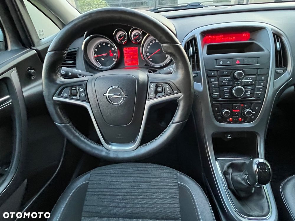 Opel Astra 1.6 Active EU6 - 30