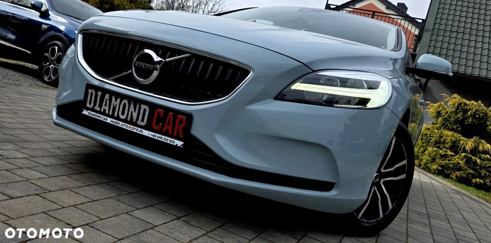 Volvo V40 D2 Geartronic Momentum - 1