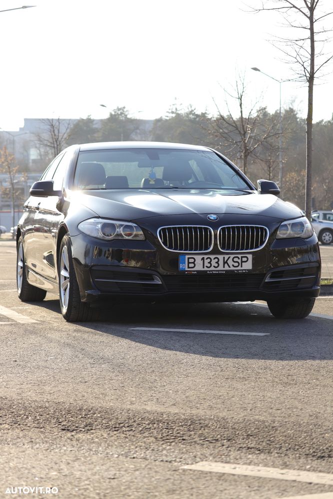 BMW Seria 5 525d xDrive AT - 5