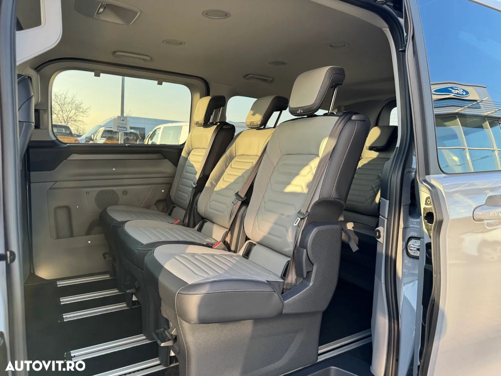 Ford Tourneo Custom Bus 320L 2.0 EcoBlue 170 CP 8AT L2H1 AWD Titanium X - 14