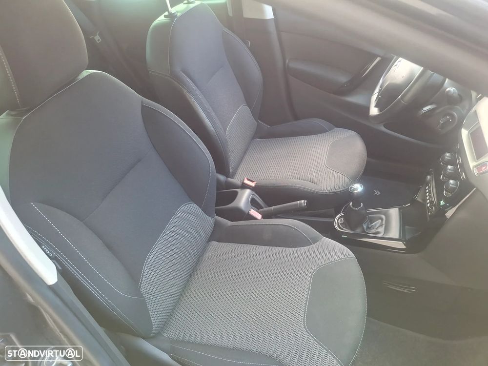 Citroën C3 1.4 HDi Exclusive 99g - 11