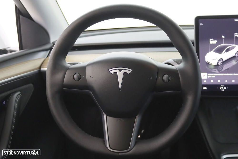 Tesla Model Y RWD - 9