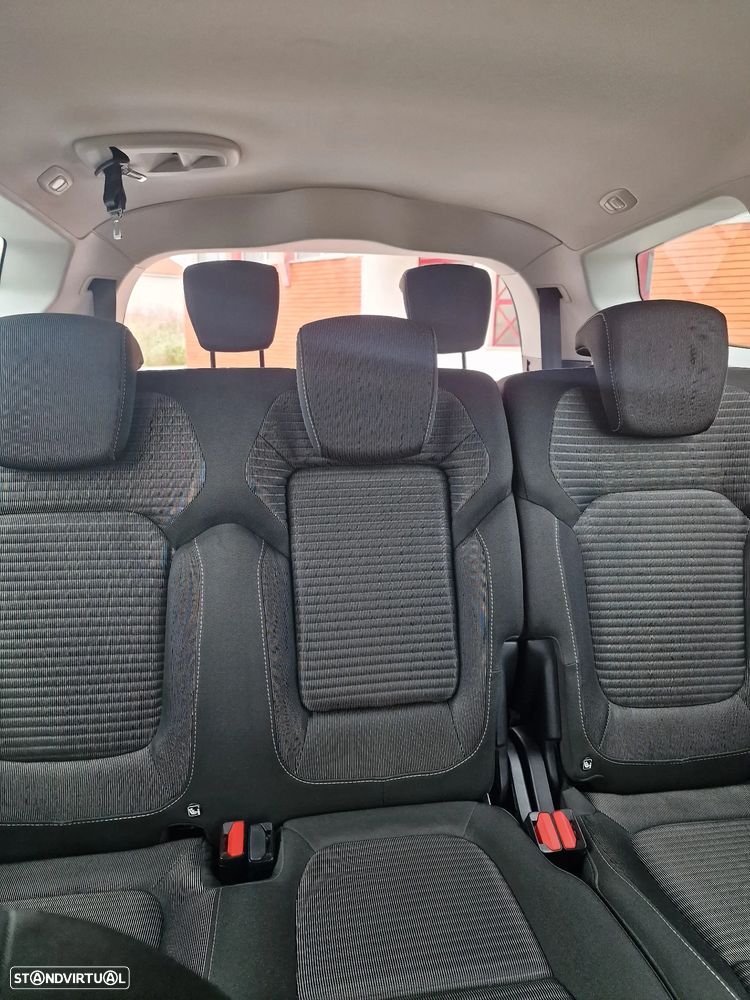 Renault Grand Scénic ENERGY dCi 110 EDC EXPERIENCE - 11