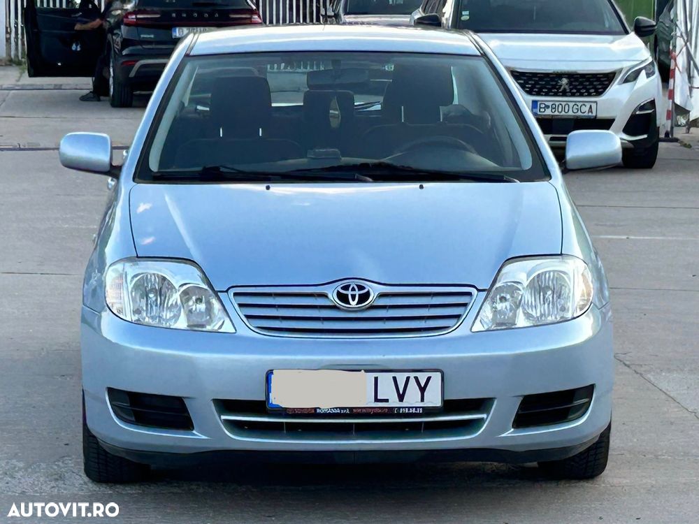 Toyota Corolla - 2