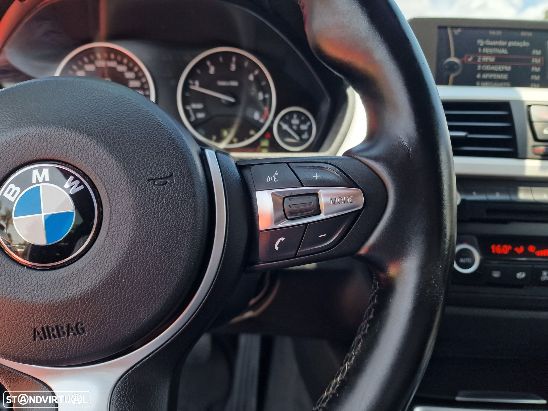 BMW 320 d Touring - 23