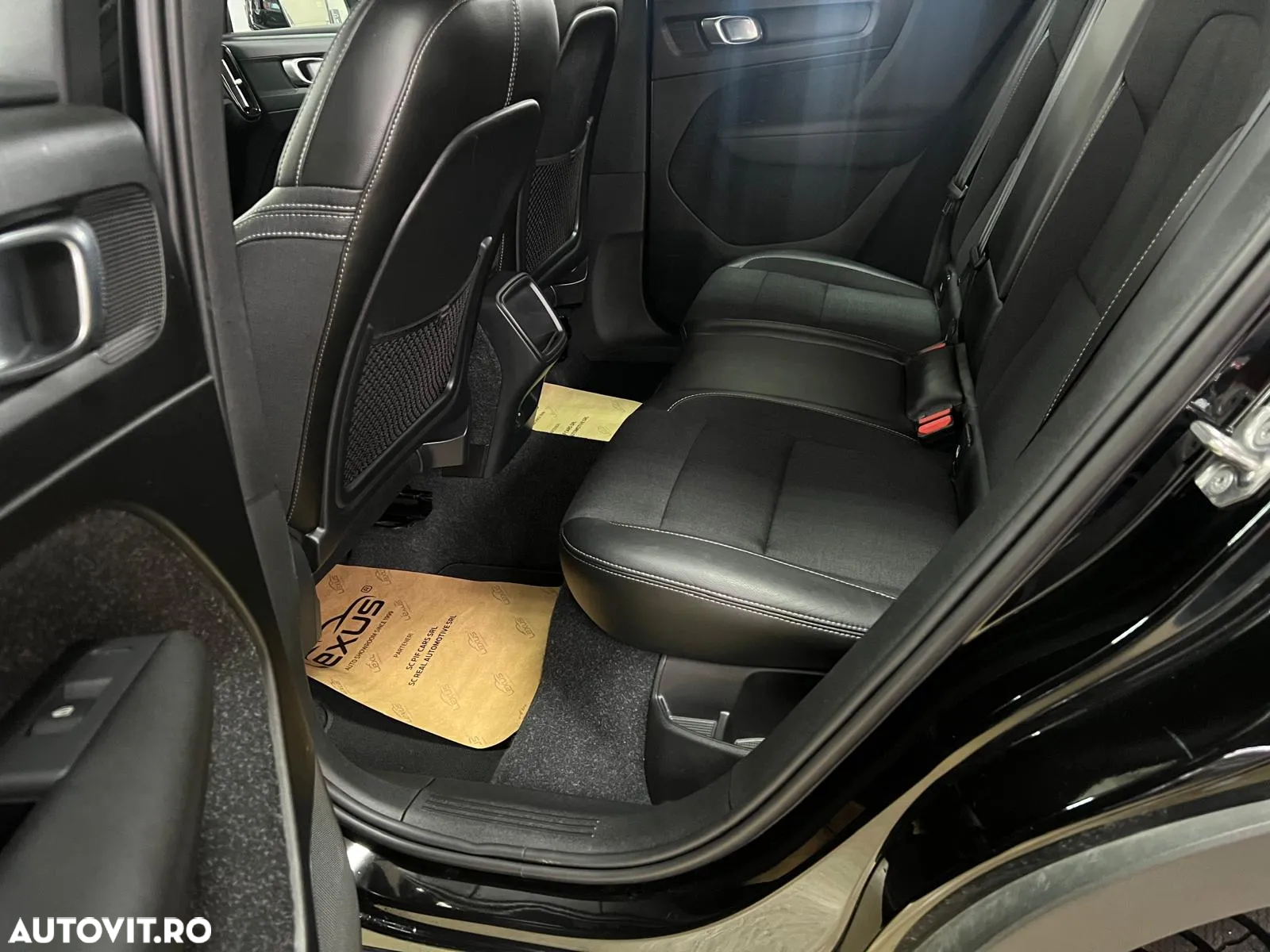 Volvo XC 40 D3 AWD Momentum - 22