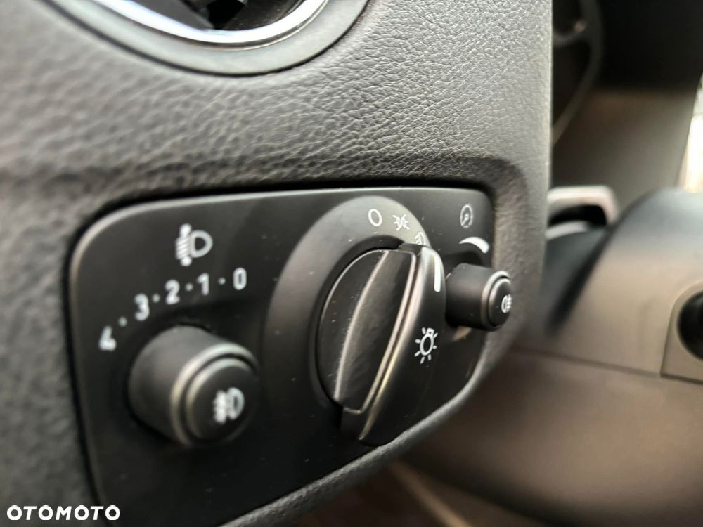 Ford Mondeo 2.0 Titanium - 12