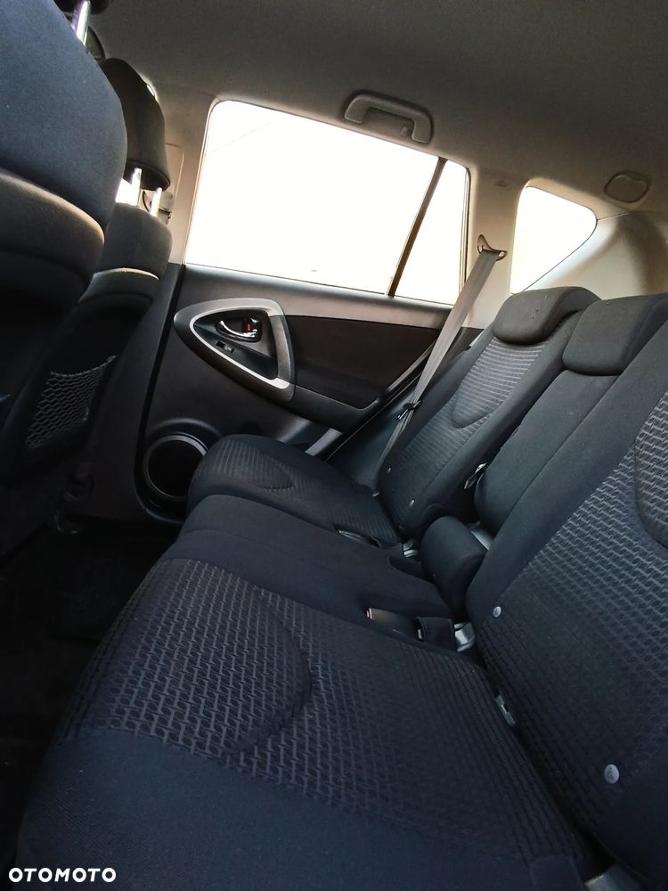 Toyota RAV4 2.2 D-CAT 4x4 Sol - 20