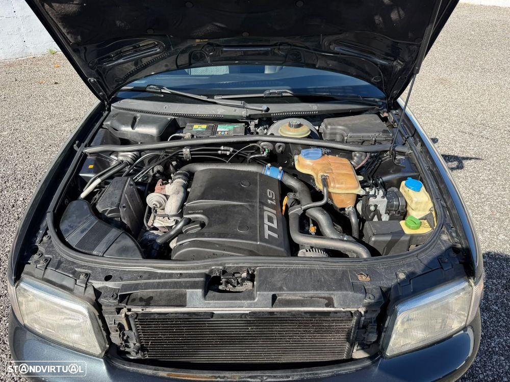 Audi A4 1.9 TDI Confort - 18