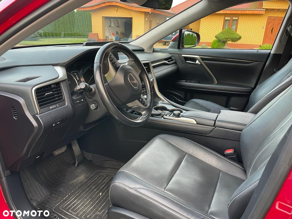 Lexus RX - 14