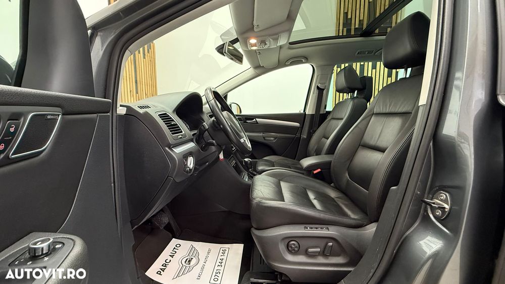 Volkswagen Sharan 2.0 TSI DSG Highline - 16