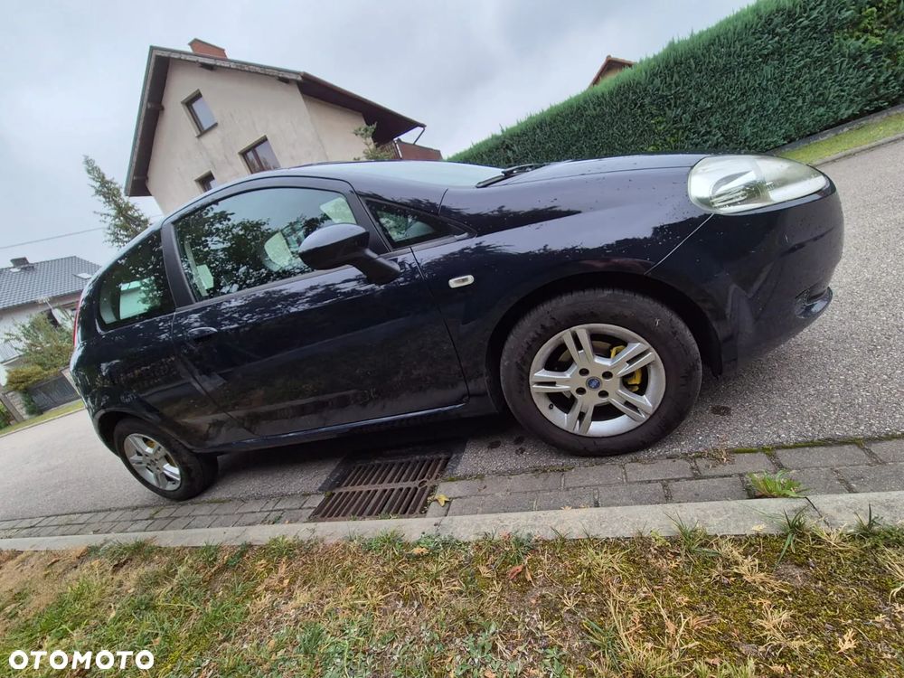 Fiat Punto 1.4 Easy S&S - 8
