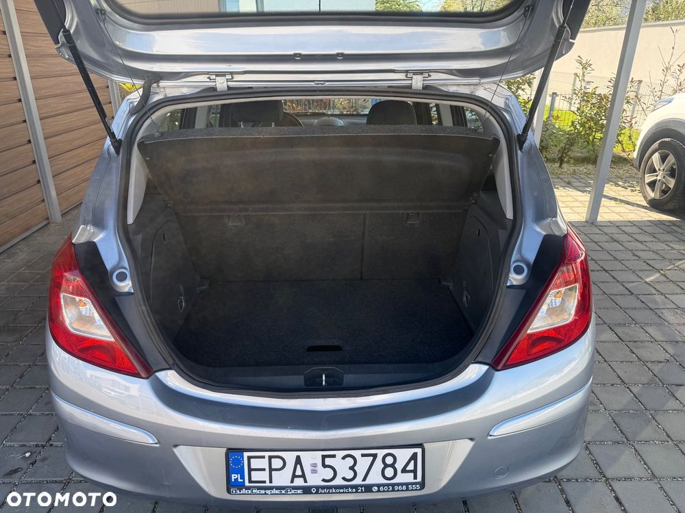 Opel Corsa 1.2 16V Edition - 20