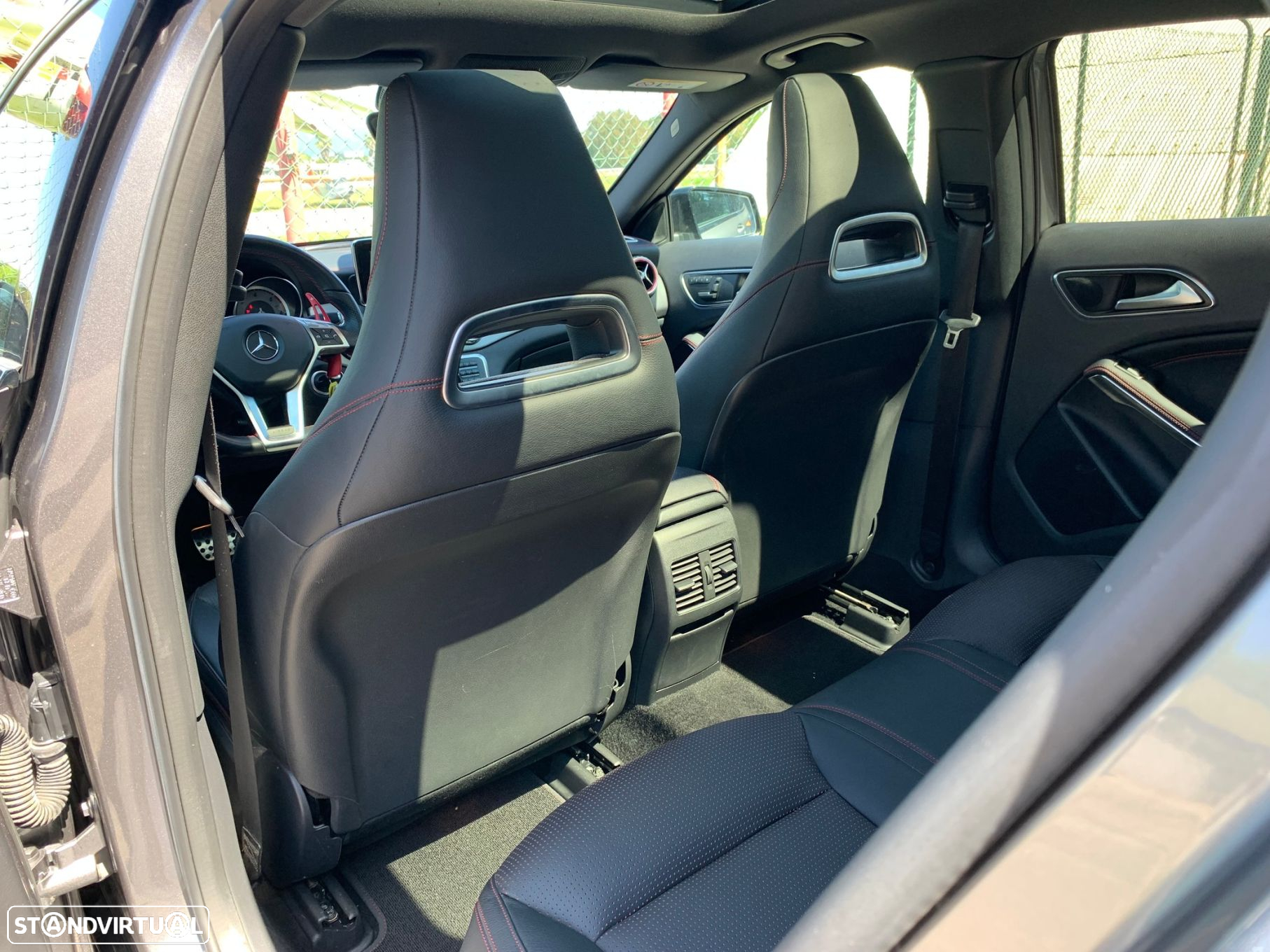 Mercedes-Benz GLA 220 CDi AMG Line 4-Matic - 45