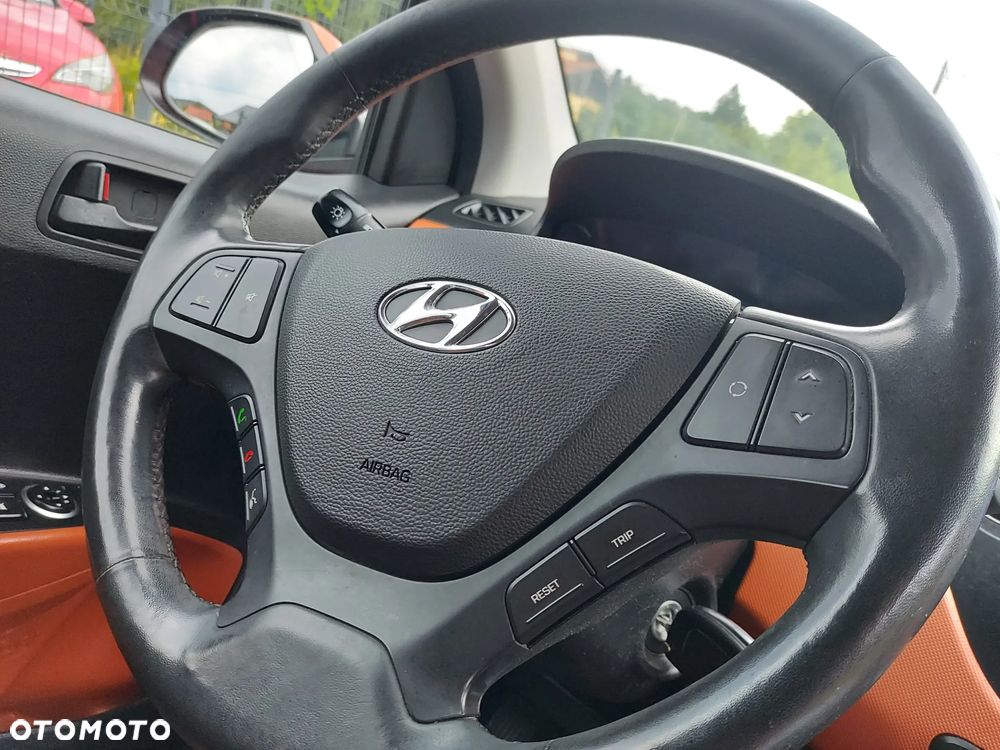 Hyundai i10 1.2 YES - 22