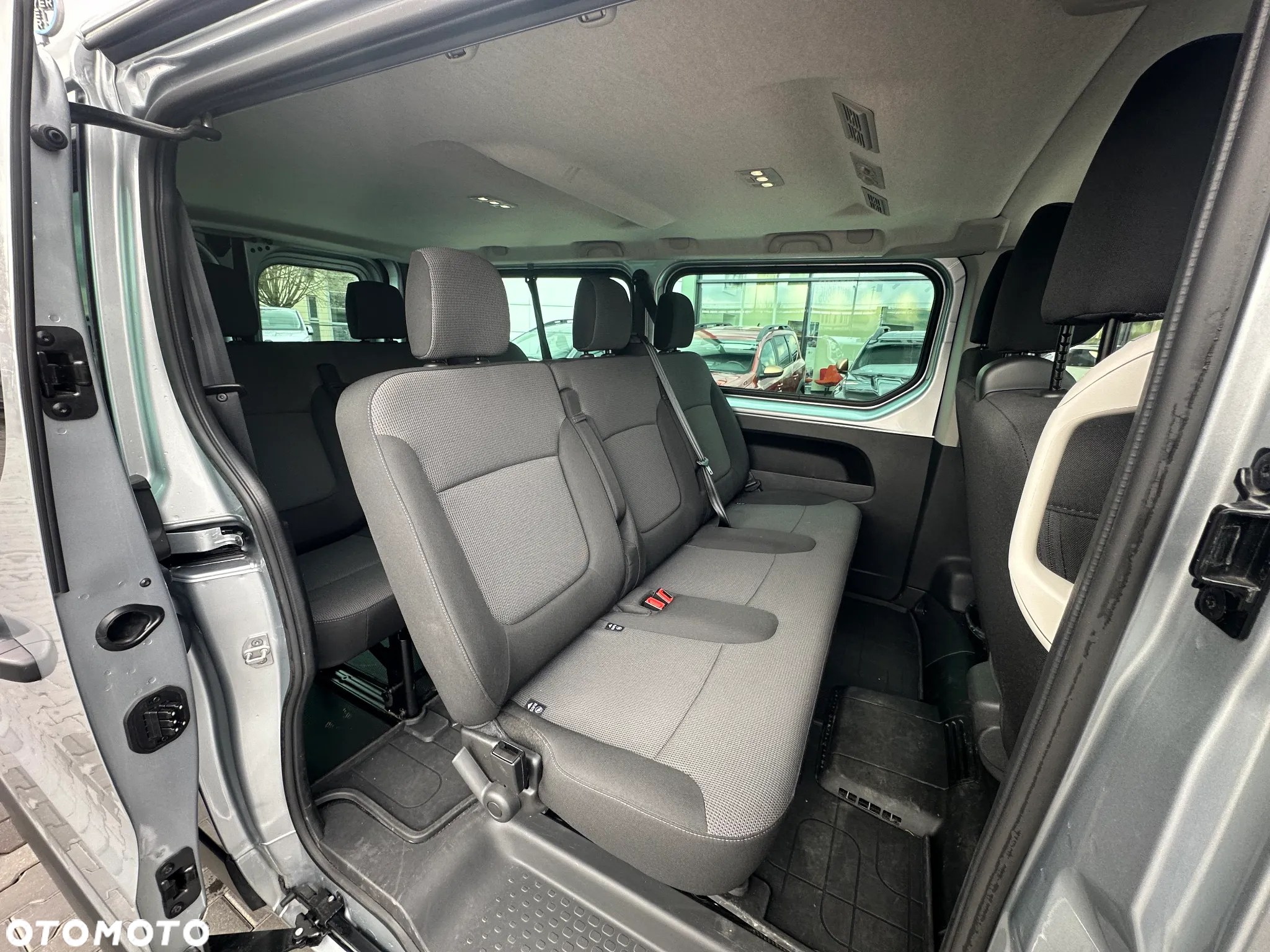 Renault Trafic - 8