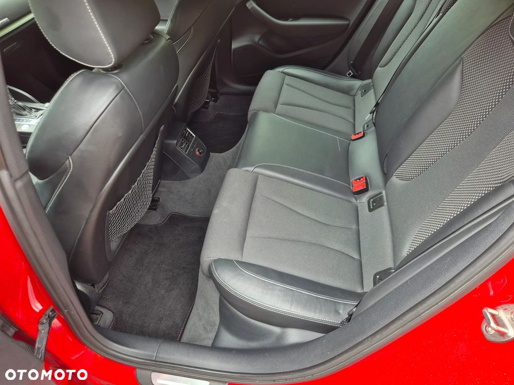Audi A3 Sportback 1.8 TFSI quattro S tronic S line Sportpaket - 14