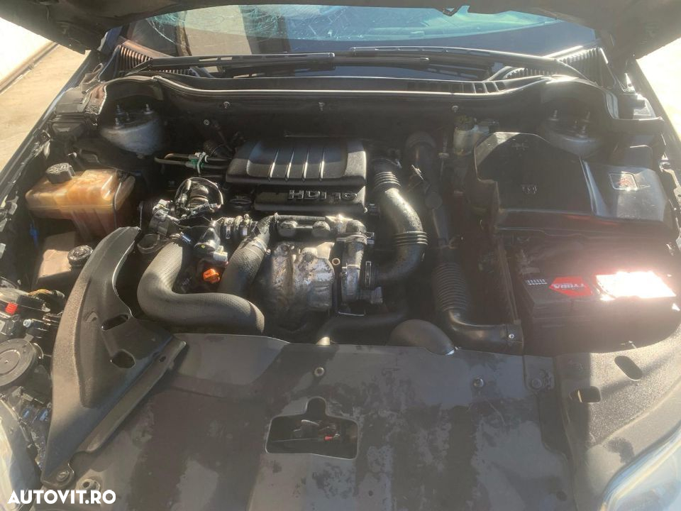 Dezmembram Citroen c5 1.6hdi 2010 - 5