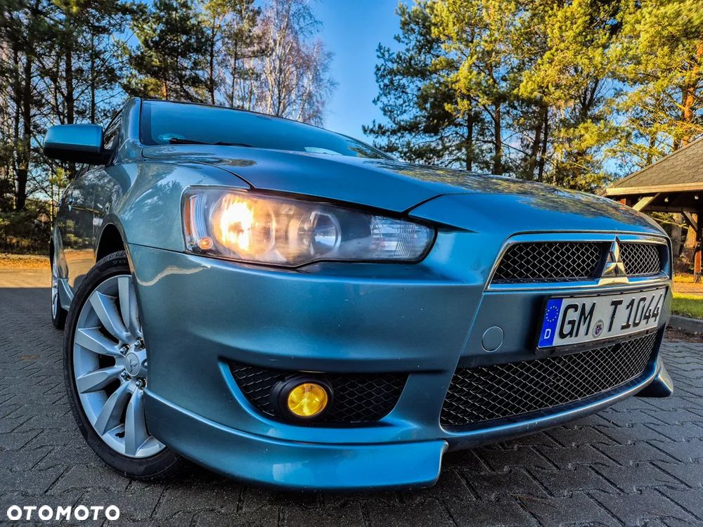 Mitsubishi Lancer 1.8 Intense - 13
