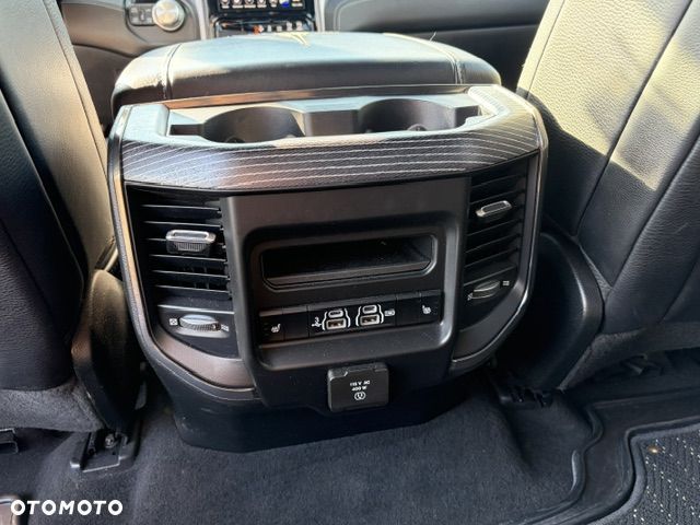 RAM 1500 - 9