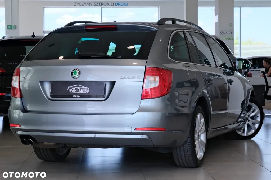 Skoda Superb 2.0 TDI Ambition - 12