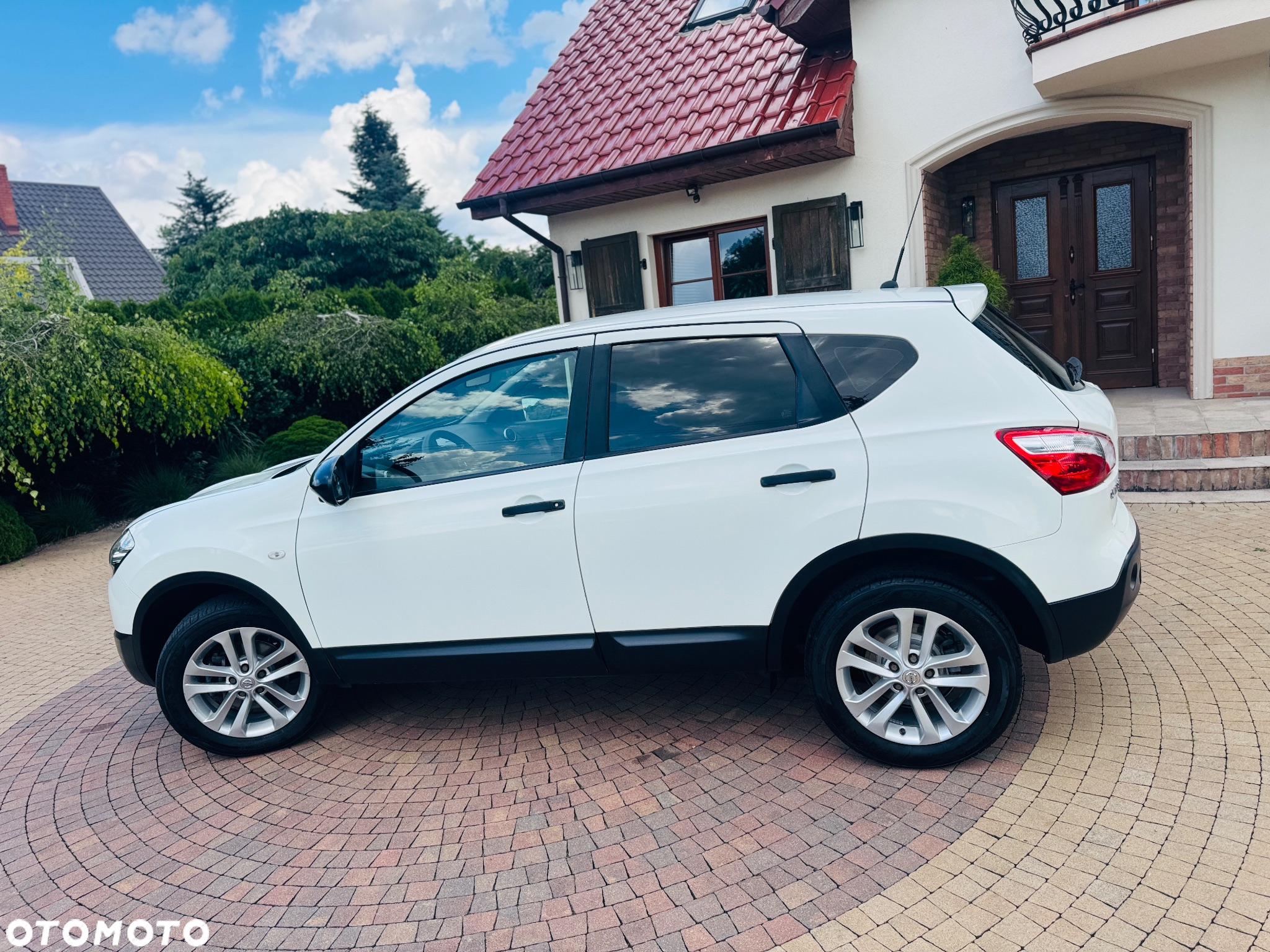Nissan Qashqai 1.6 visia - 18