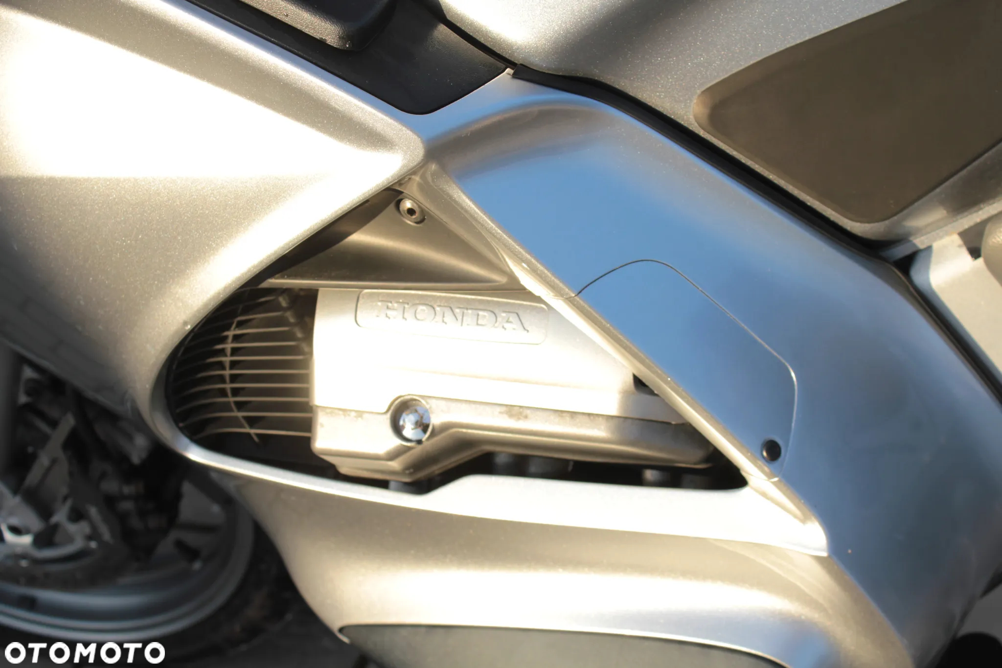 Honda ST - 13