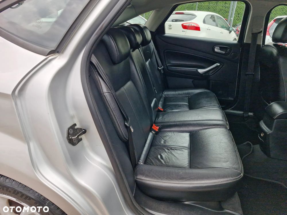 Ford Mondeo 1.8 TDCi Titanium - 18