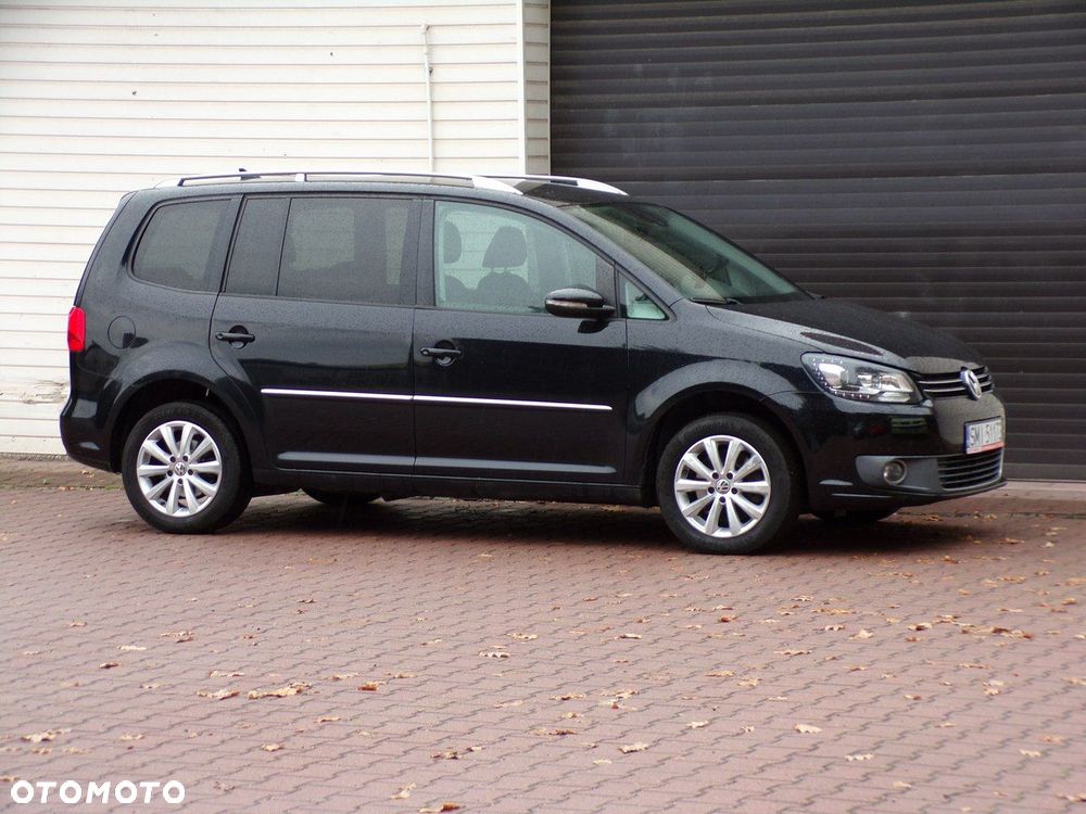 Volkswagen Touran - 4