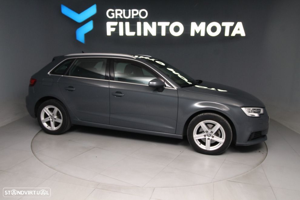 Audi A3 Sportback 1.6 TDI - 9