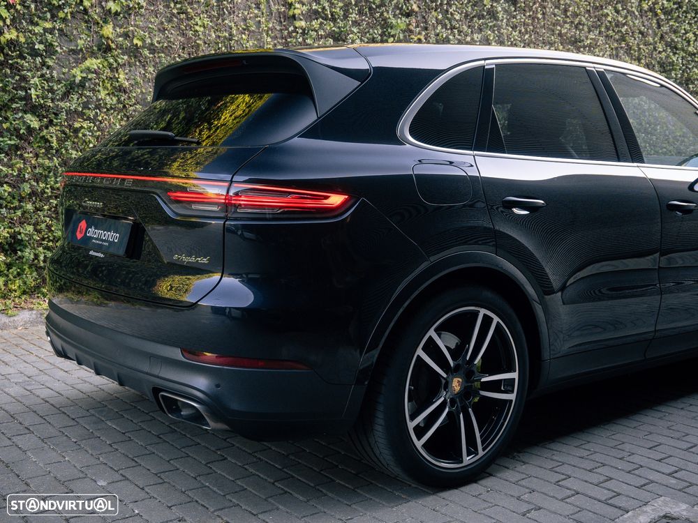 Porsche Cayenne S E-Hybrid - 12