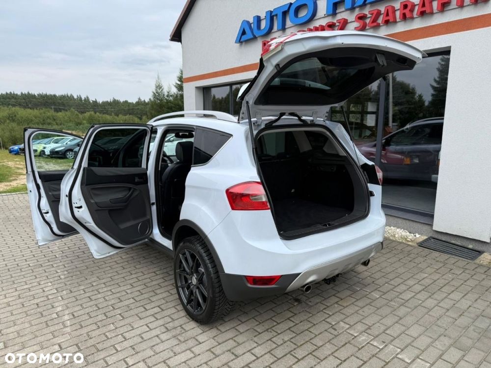 Ford Kuga - 12