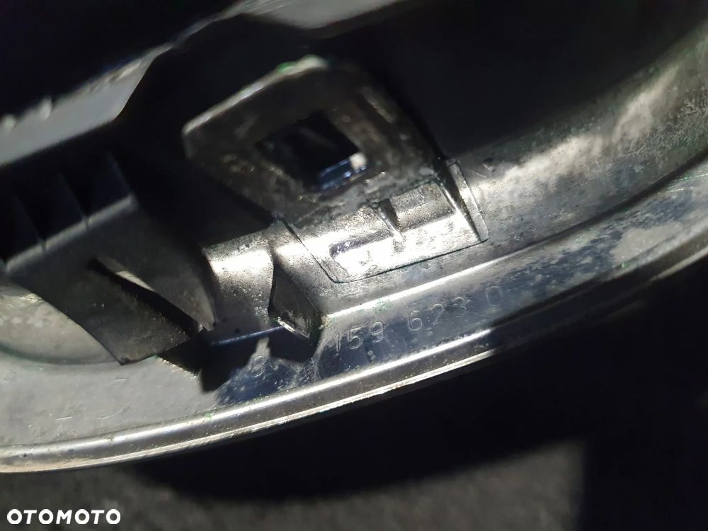 BMW 3 E46 98-01 ROK SEDAN KOMBI LEWA KRATKA NERKA ATRAPA 8195055 - 9