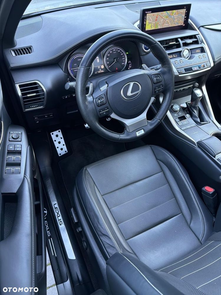 Lexus NX 300h F Sport AWD - 9